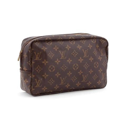 can i wash my louis vuitton bag|Louis Vuitton vintage toiletry bag.